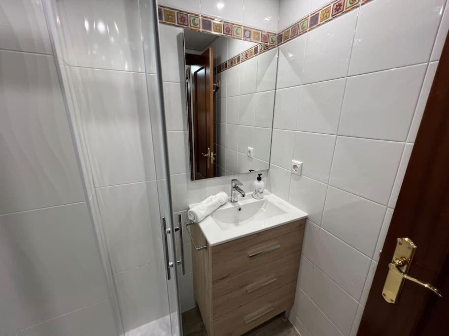 Piso En Linares Zona Centro Con Parking Gratis Linares (Jaen) Exterior foto